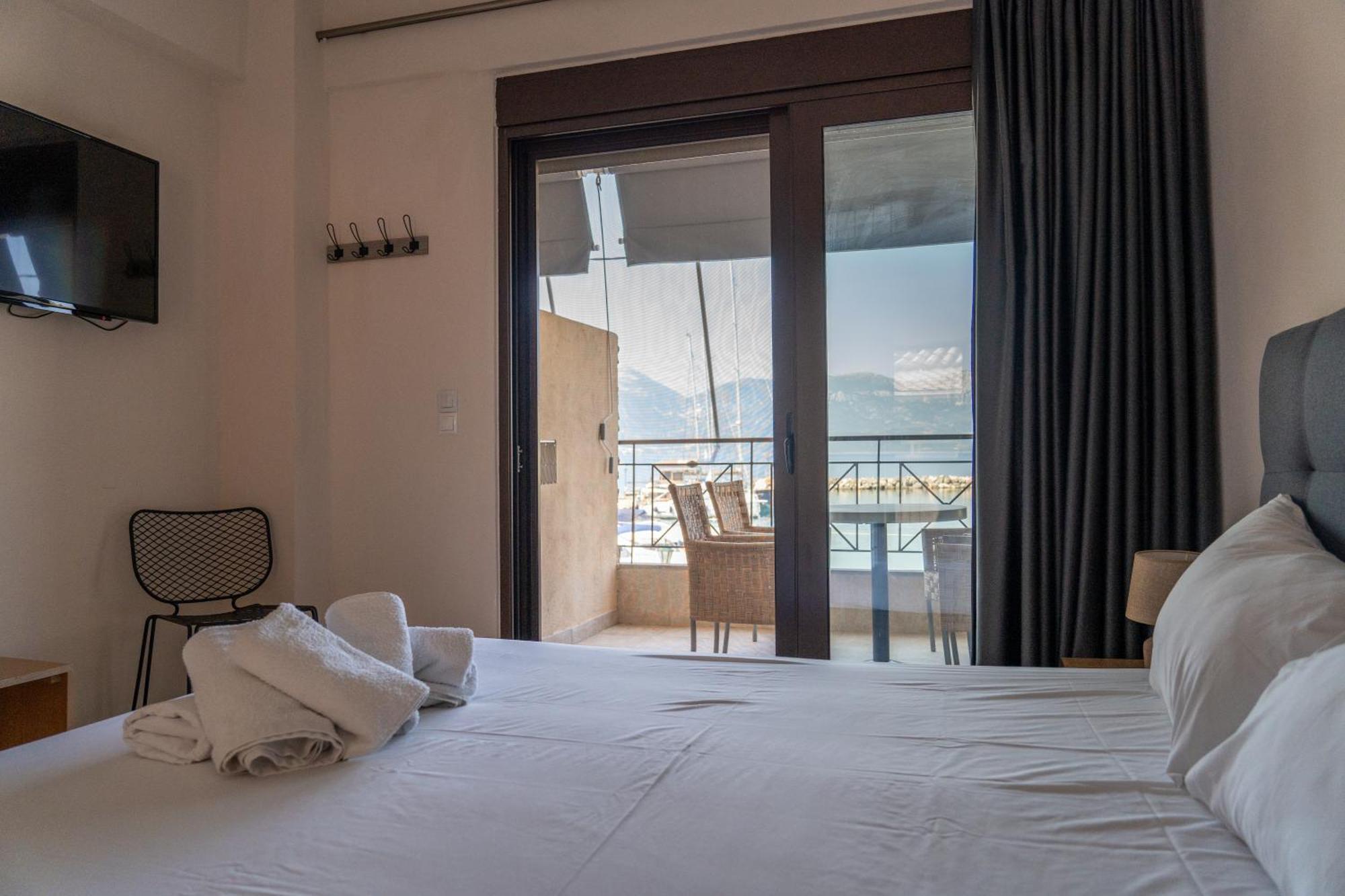 Prego Living Apartments Vathi  Экстерьер фото