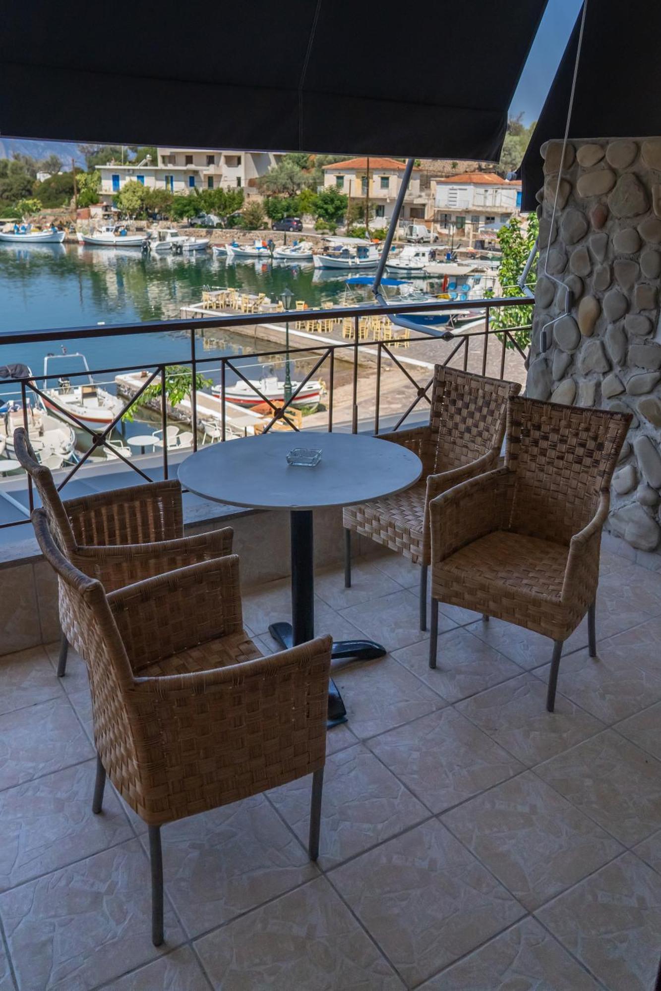 Prego Living Apartments Vathi  Экстерьер фото